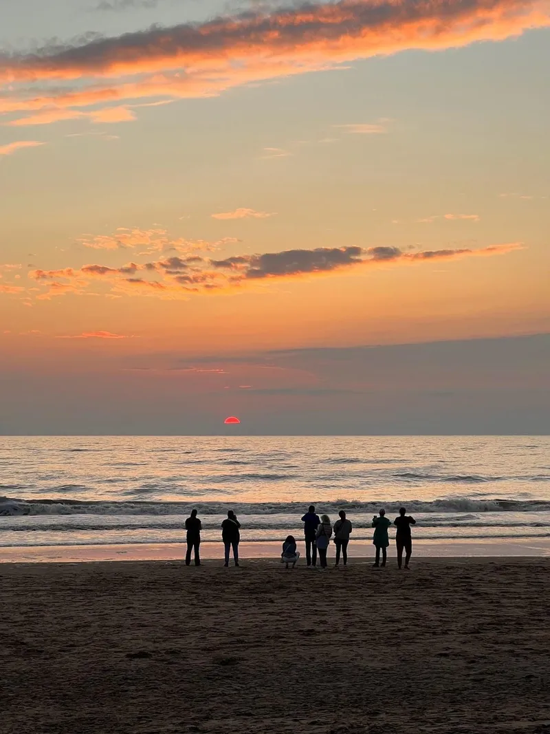 Strand van Noordwijk met de telelens (3×)